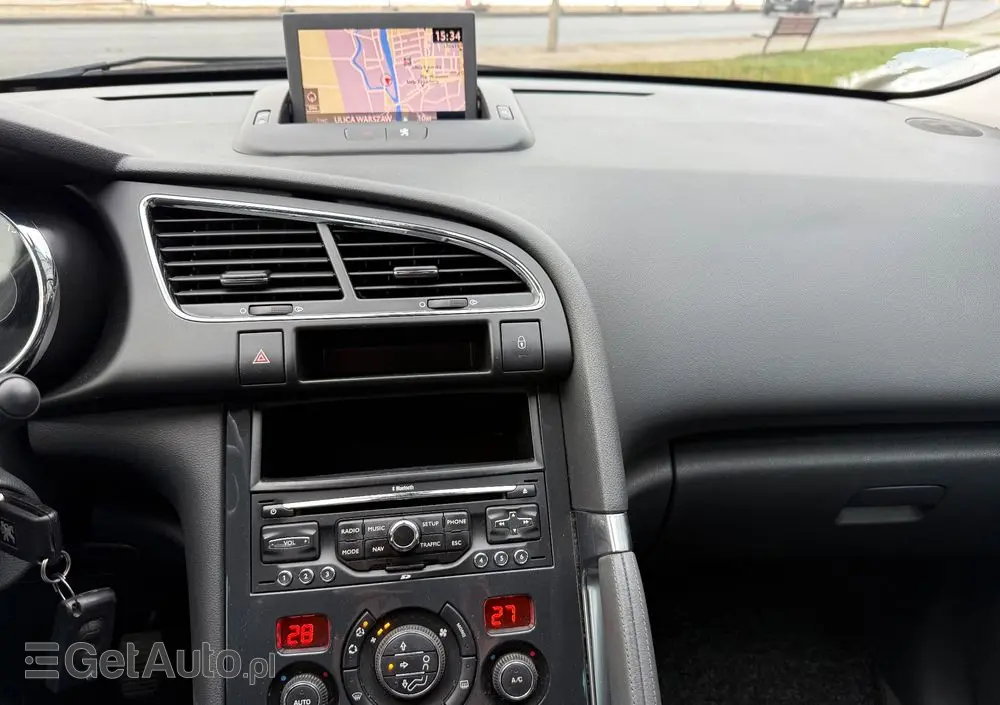 PEUGEOT 3008 HDi FAP 150 Active