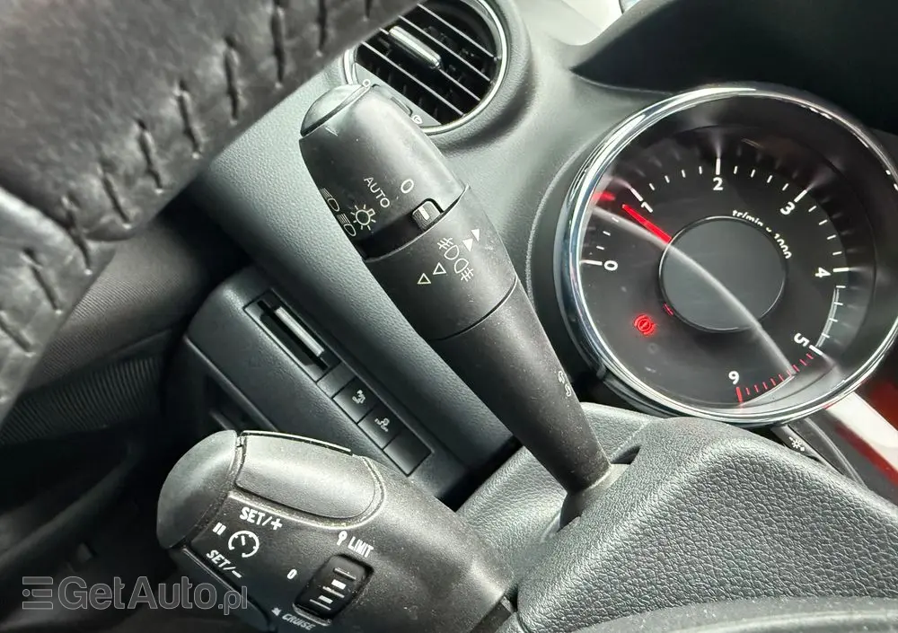 PEUGEOT 3008 HDi FAP 150 Active