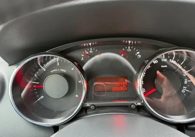 PEUGEOT 3008 HDi FAP 150 Active