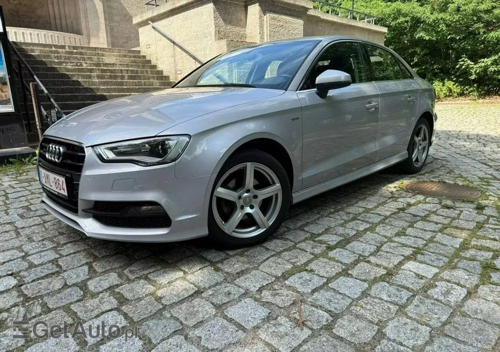 AUDI A3 Limousine 