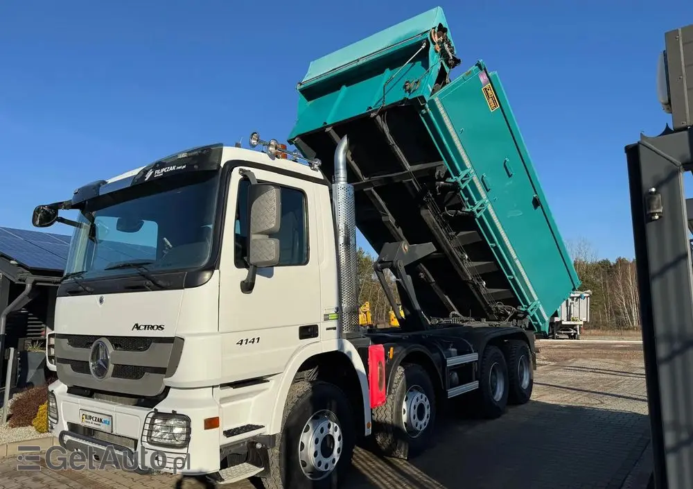 MERCEDES-BENZ Actros 4141 