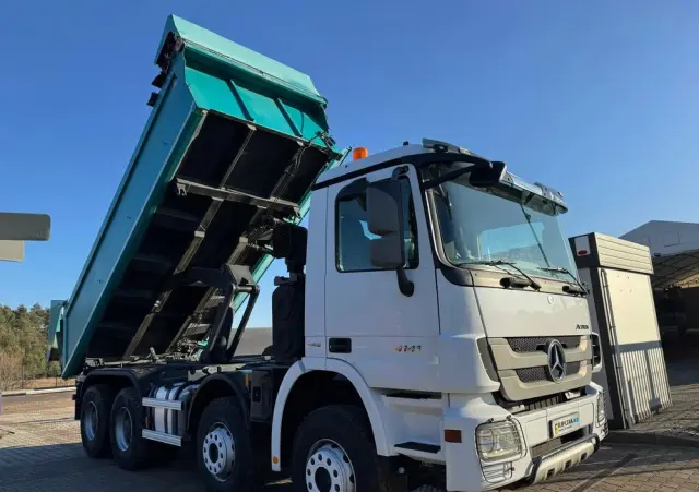 MERCEDES-BENZ Actros 4141 