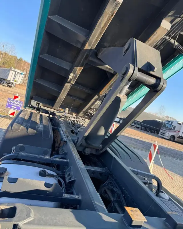 MERCEDES-BENZ Actros 4141 