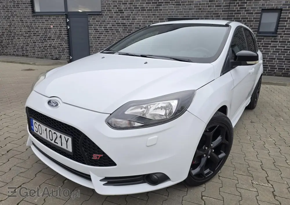 FORD Focus SW 1.6 TDCi DPF Titanium