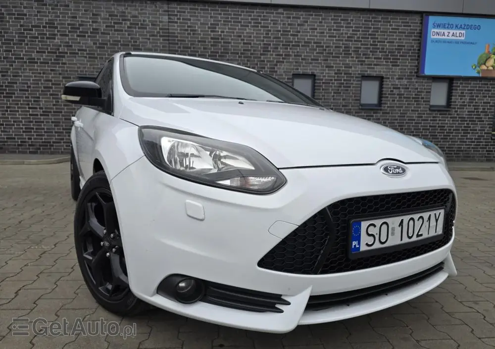 FORD Focus SW 1.6 TDCi DPF Titanium