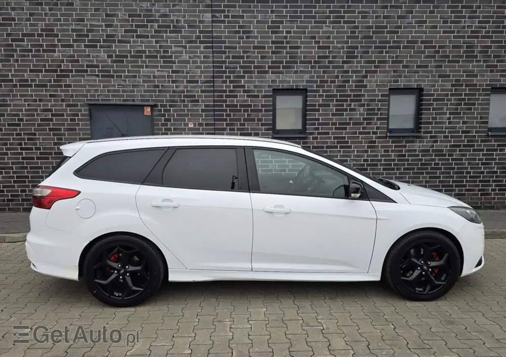 FORD Focus SW 1.6 TDCi DPF Titanium
