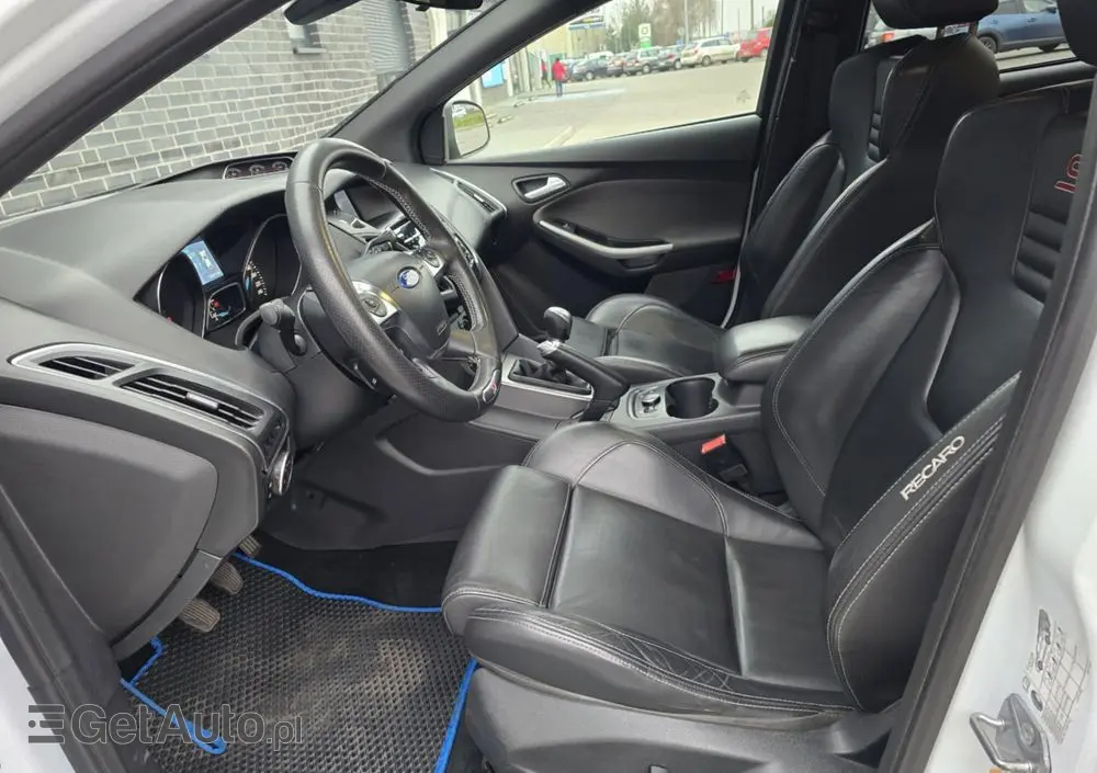 FORD Focus SW 1.6 TDCi DPF Titanium