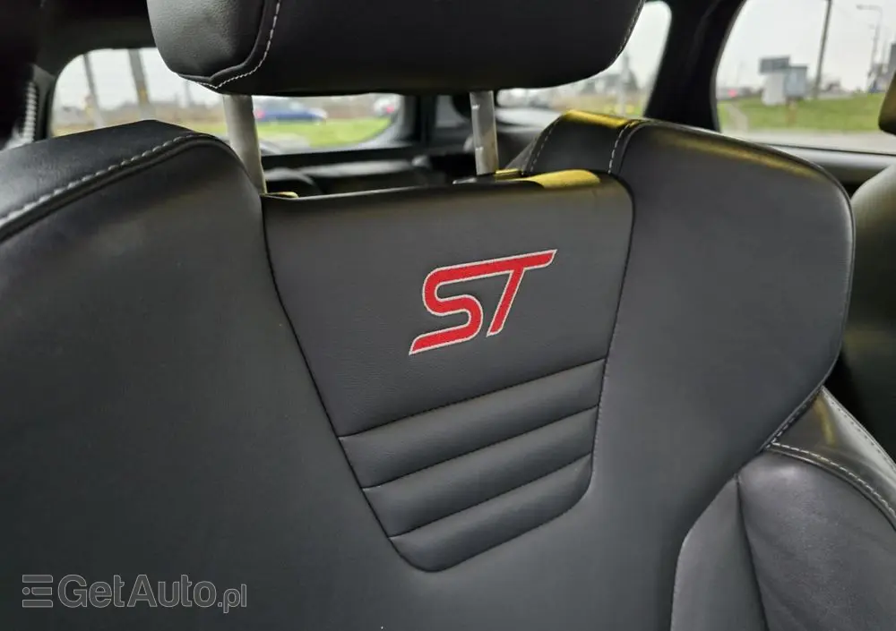 FORD Focus SW 1.6 TDCi DPF Titanium