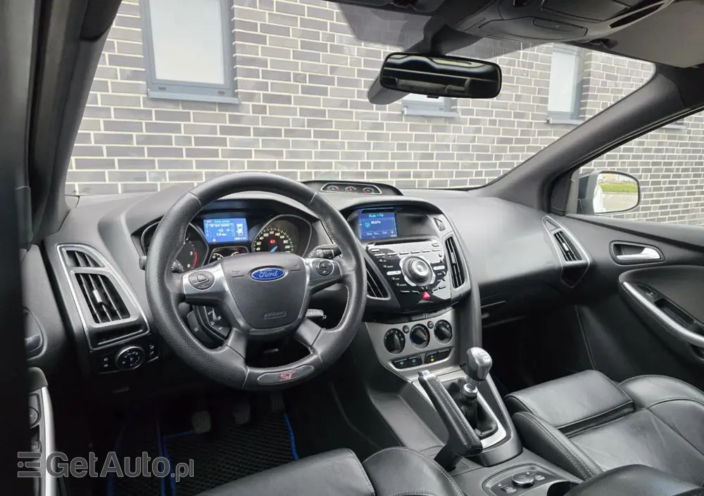 FORD Focus SW 1.6 TDCi DPF Titanium