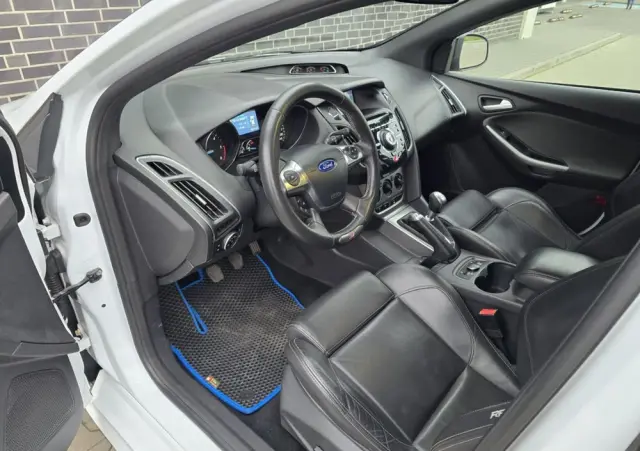 FORD Focus SW 1.6 TDCi DPF Titanium