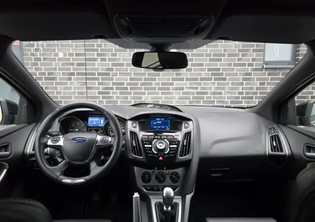 FORD Focus SW 1.6 TDCi DPF Titanium