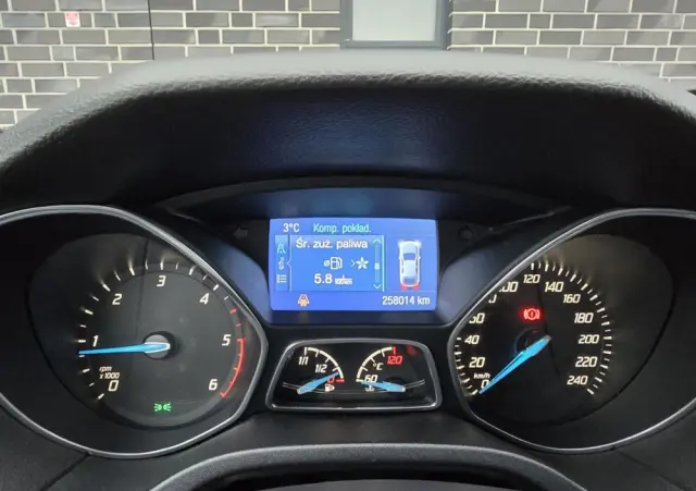 FORD Focus SW 1.6 TDCi DPF Titanium