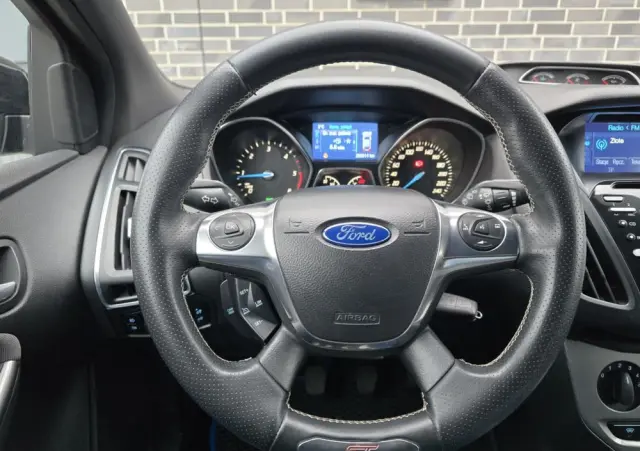 FORD Focus SW 1.6 TDCi DPF Titanium