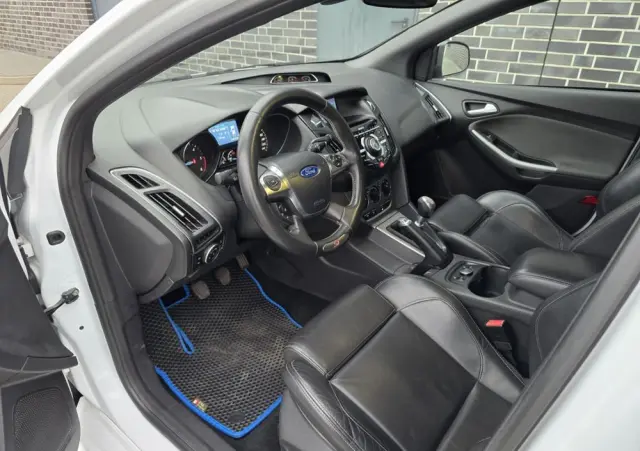 FORD Focus SW 1.6 TDCi DPF Titanium