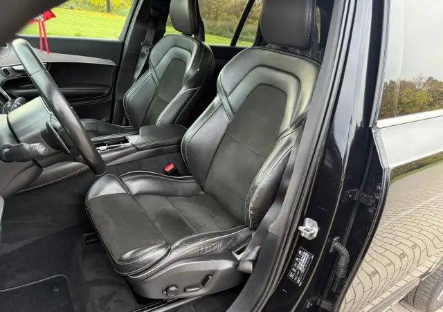 VOLVO XC 90 D5 AWD R-Design