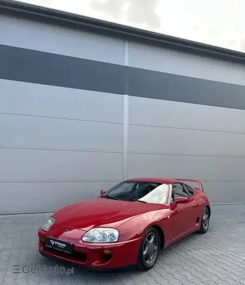 TOYOTA Supra 