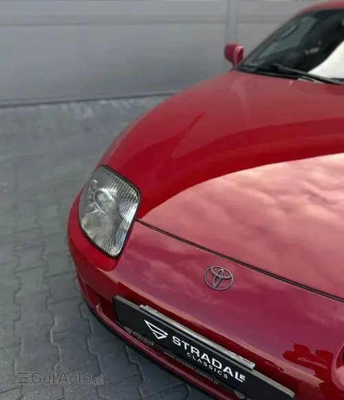 TOYOTA Supra 