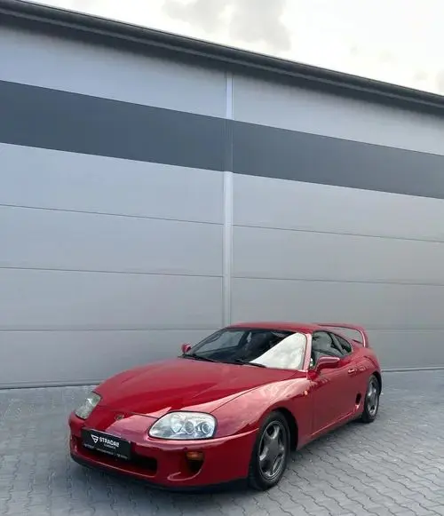 TOYOTA Supra 