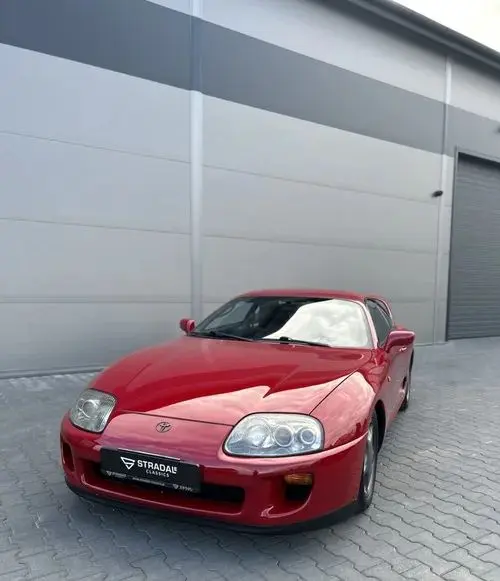 TOYOTA Supra 