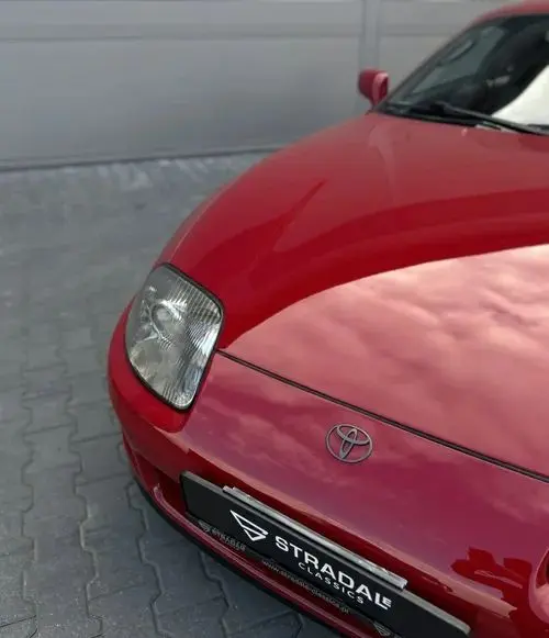 TOYOTA Supra 