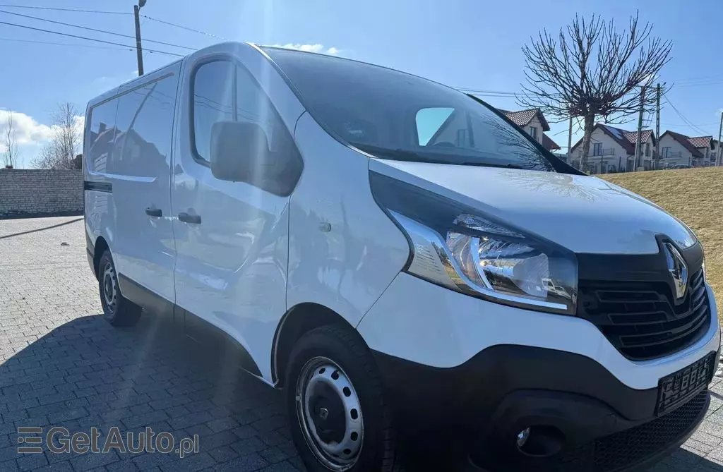 RENAULT Trafic 