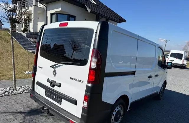 RENAULT Trafic 