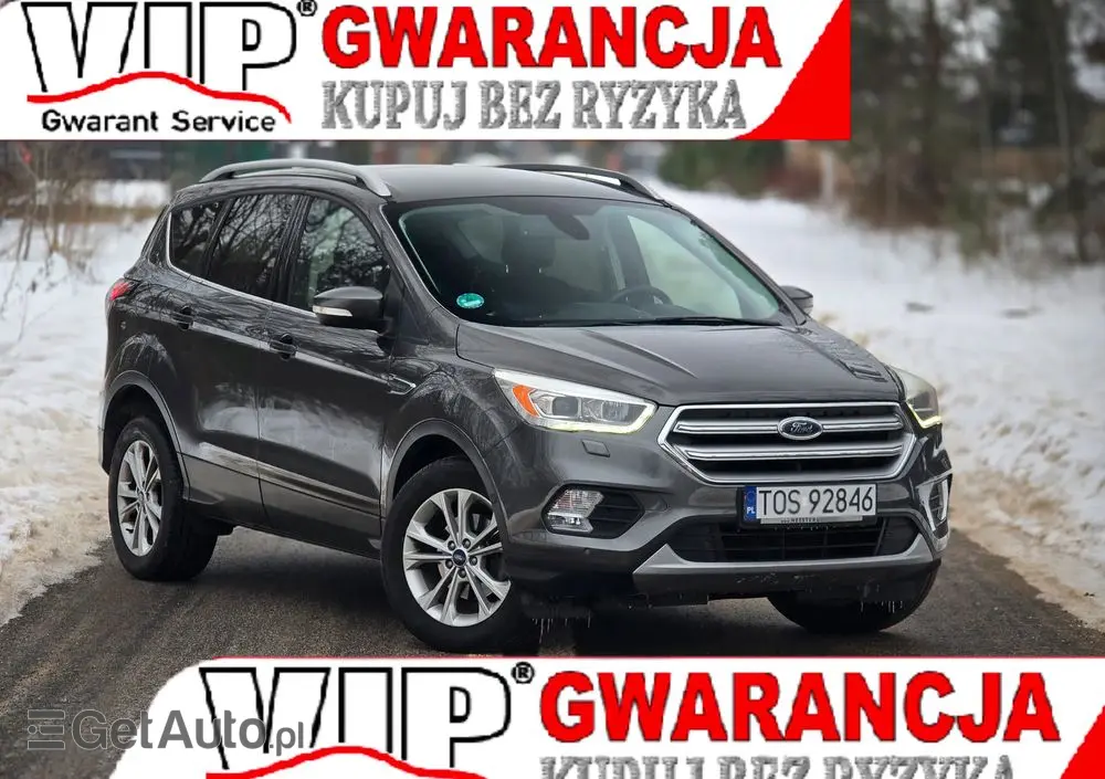 FORD Kuga 1.5 EcoBoost 2x4 Titanium