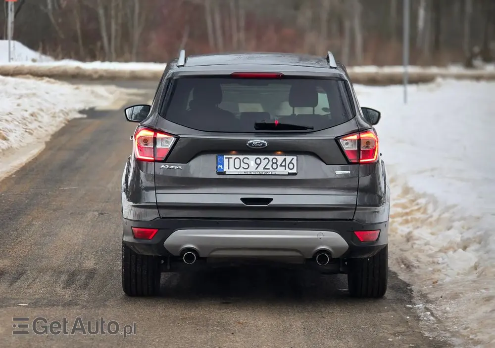 FORD Kuga 1.5 EcoBoost 2x4 Titanium