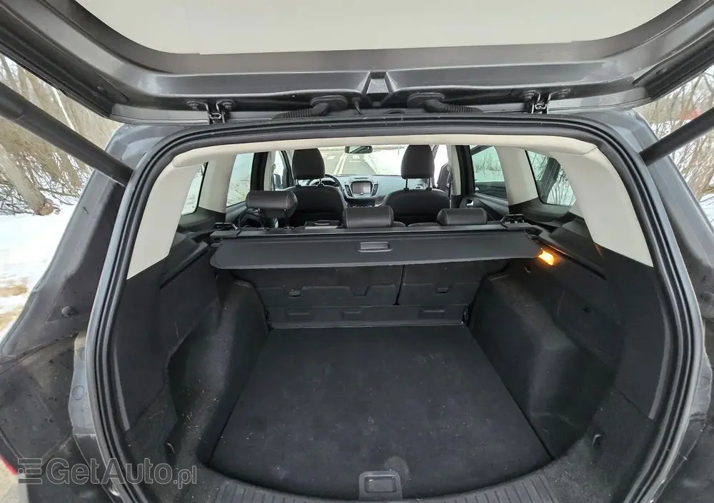 FORD Kuga 1.5 EcoBoost 2x4 Titanium