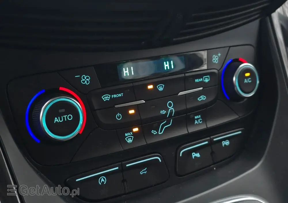 FORD Kuga 1.5 EcoBoost 2x4 Titanium