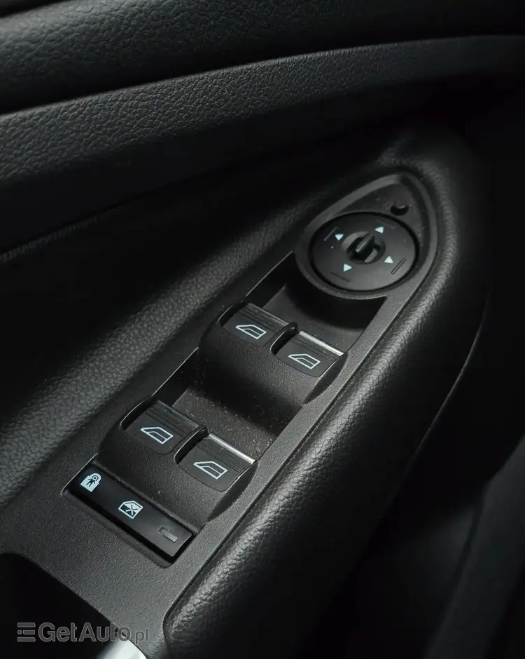 FORD Kuga 1.5 EcoBoost 2x4 Titanium