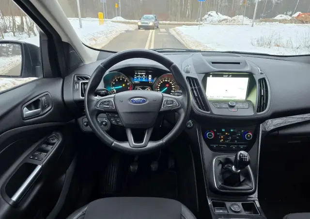 FORD Kuga 1.5 EcoBoost 2x4 Titanium