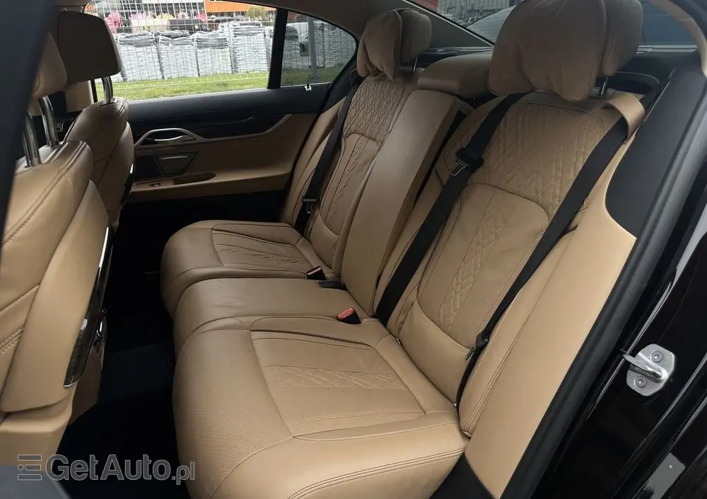 BMW Seria 7 740d xDrive
