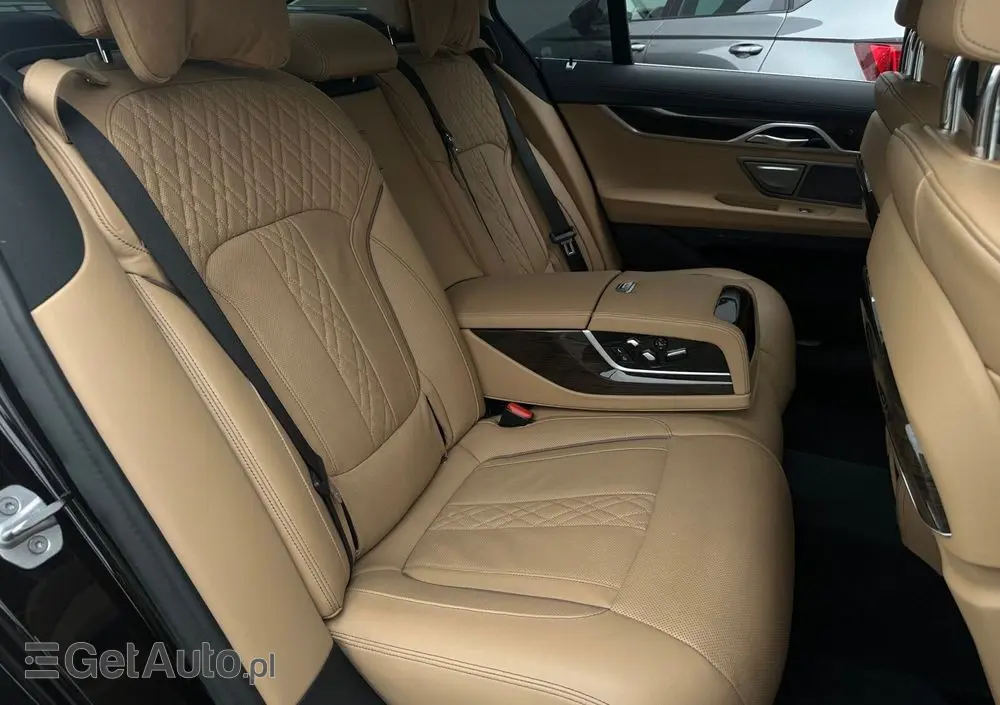 BMW Seria 7 740d xDrive