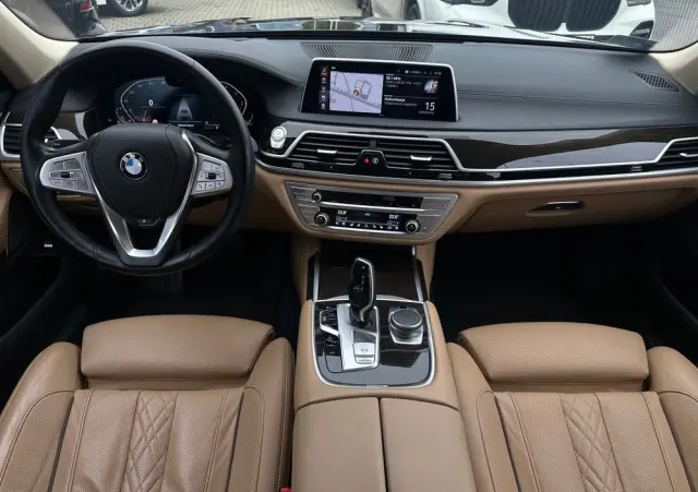 BMW Seria 7 740d xDrive