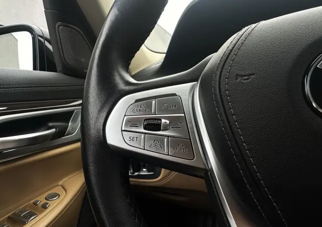 BMW Seria 7 740d xDrive