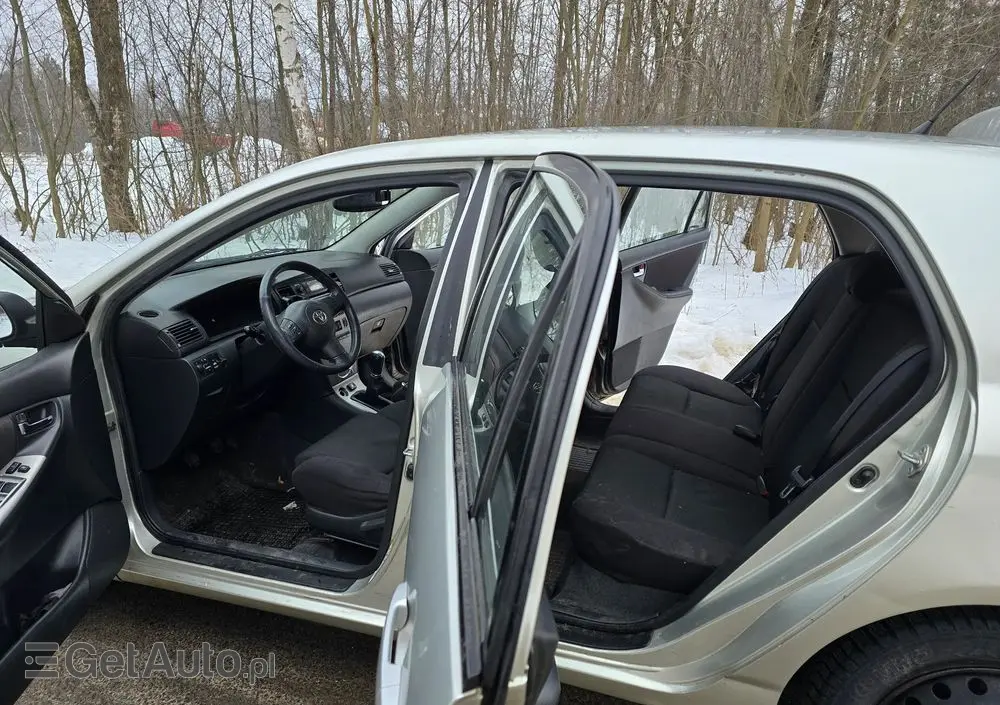 TOYOTA Corolla 1.6 Linea Sol