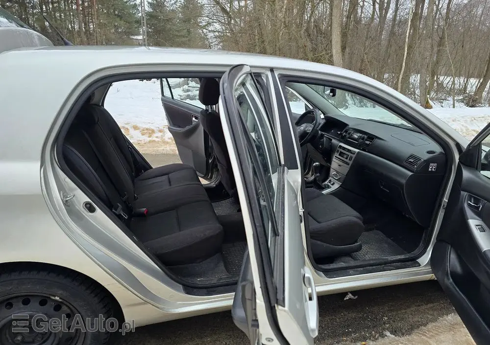 TOYOTA Corolla 1.6 Linea Sol