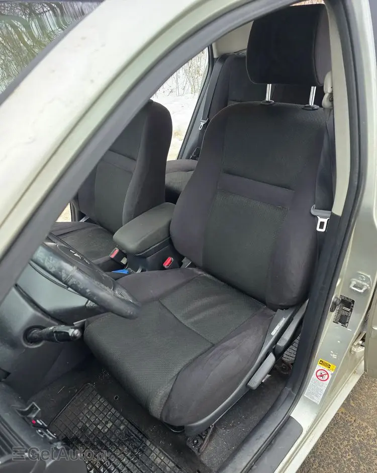 TOYOTA Corolla 1.6 Linea Sol