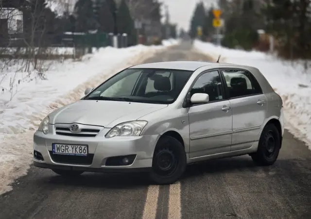 TOYOTA Corolla 1.6 Linea Sol