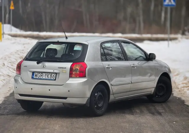 TOYOTA Corolla 1.6 Linea Sol