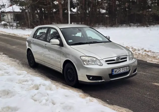 TOYOTA Corolla 1.6 Linea Sol