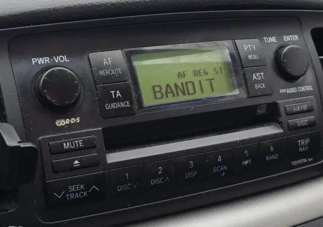 TOYOTA Corolla 1.6 Linea Sol