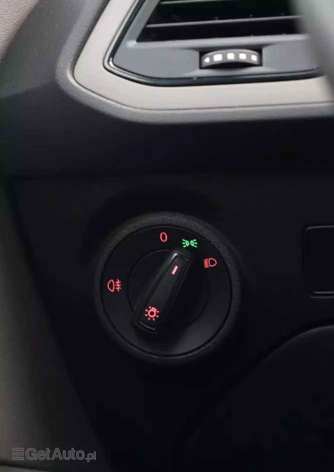 SEAT Leon 1.6 TDI Reference