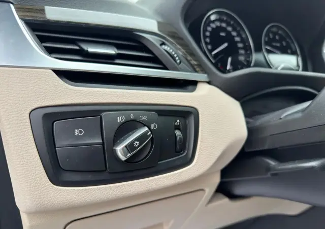 BMW X1 XDrive25i xLine sport