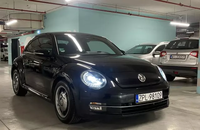 VOLKSWAGEN Beetle 