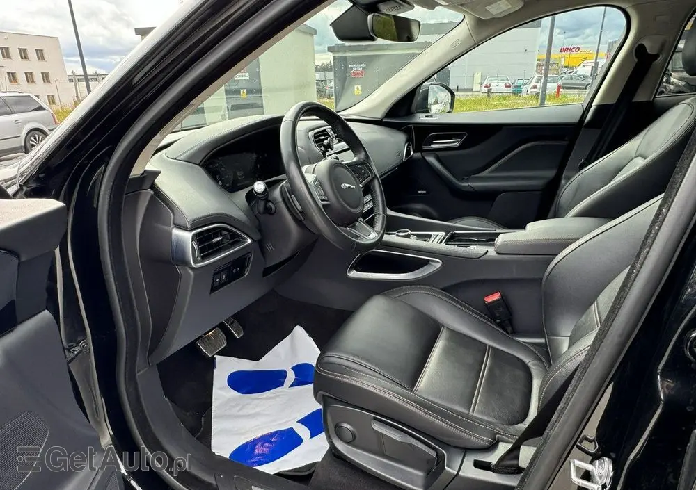 JAGUAR F-Pace 2.0 i4D AWD Prestige