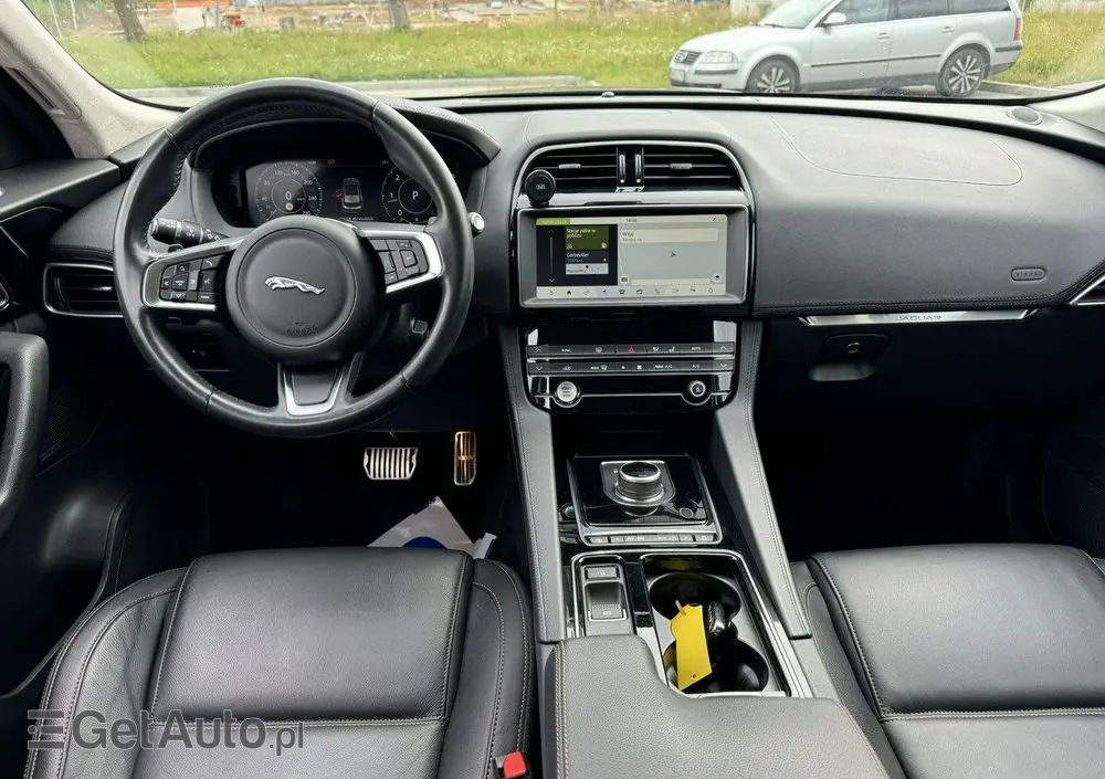 JAGUAR F-Pace 2.0 i4D AWD Prestige