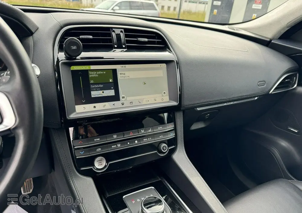 JAGUAR F-Pace 2.0 i4D AWD Prestige