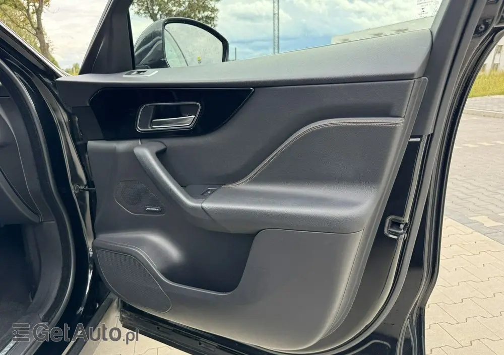 JAGUAR F-Pace 2.0 i4D AWD Prestige